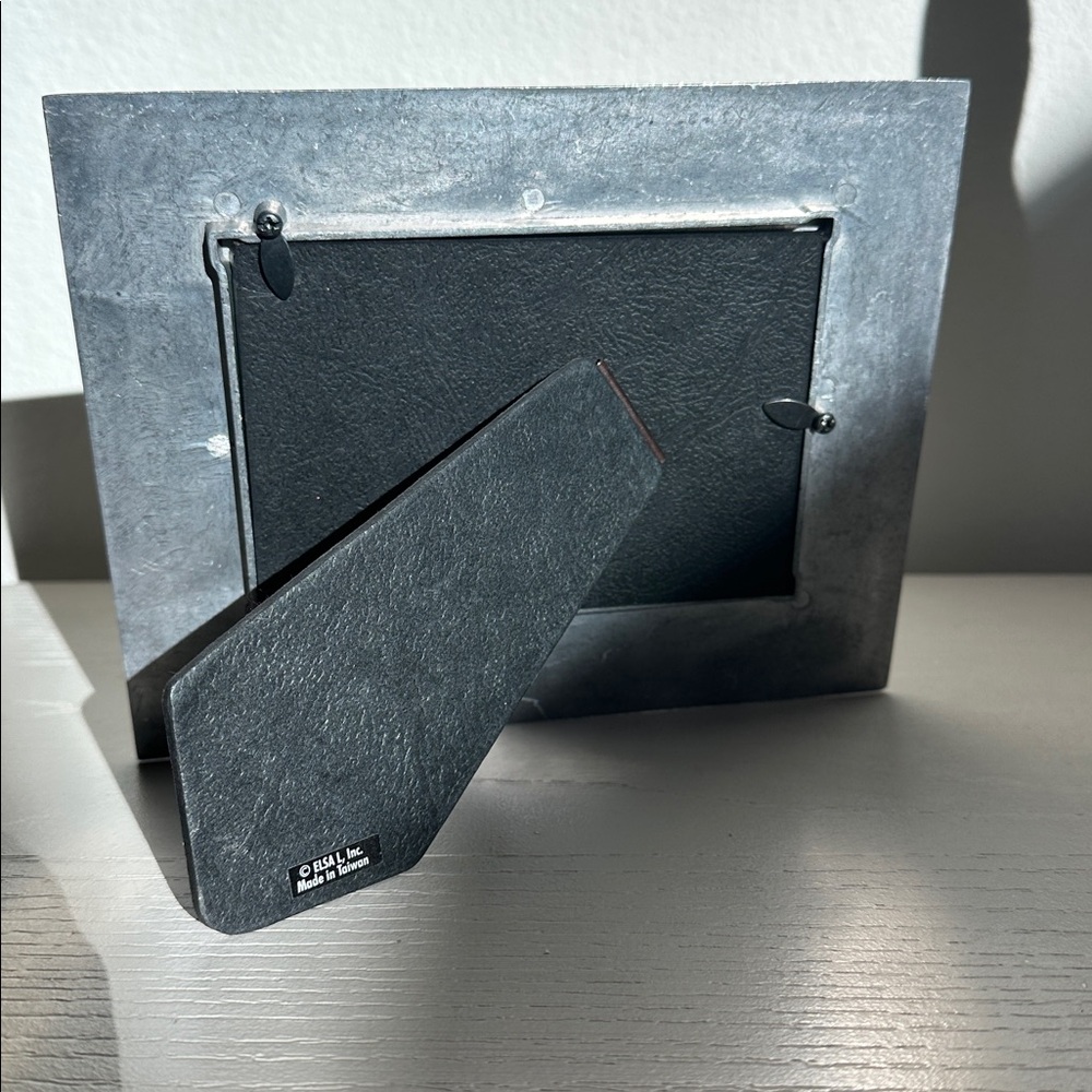Silver 'Sisters' Photo Frame - Picture 4 of 4